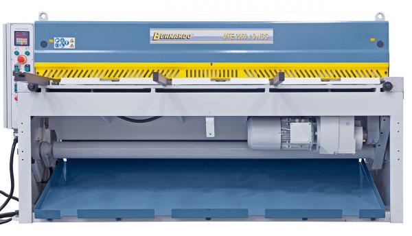 Bernardo MTE 1360 x 3 NCC Motorische Tafelblechschere